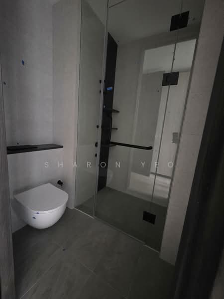 Jervois Mansion, 10 Jervois Close, 4 Bedrooms, 1,475 sqft, Condominium For Rent, by Sharon Yeo, 500084410 - Bathroom - PropertyGuru.com.sg