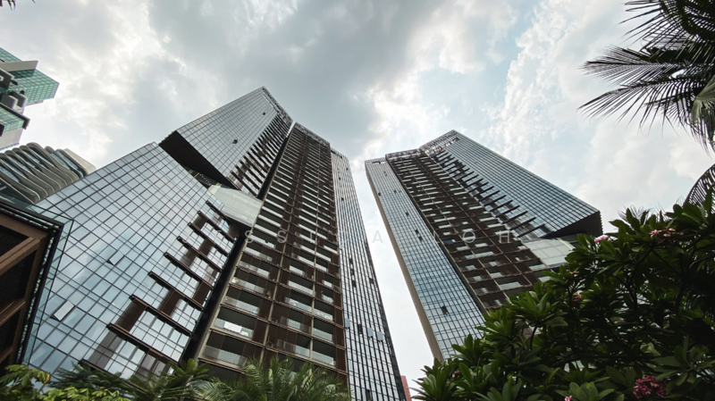 OUE Twin Peaks Condominium For Sale at S$ 3,849,600 | PropertyGuru Singapore - Exterior