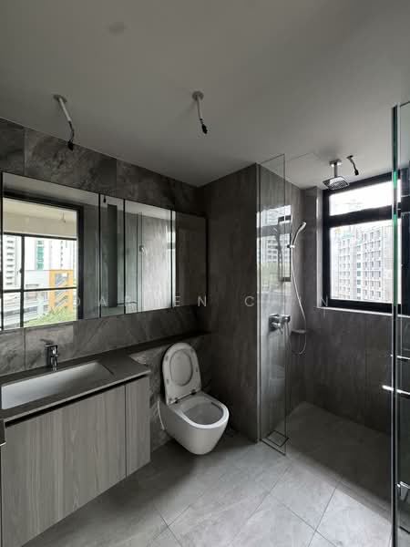 Piccadilly Grand, 5 Northumberland Road, 2 Bedrooms, 678 sqft, Condominium For Rent, by Darren Chin, 500084419 - Bathroom - PropertyGuru.com.sg