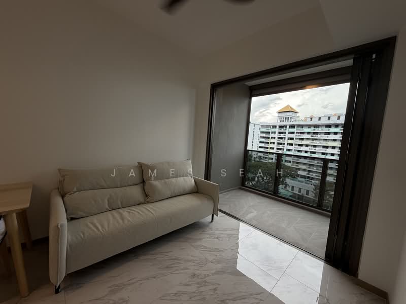 The Landmark Condominium For Sale at S$ 1,190,000 | PropertyGuru Singapore - Balcony