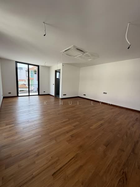 Brand New Freehold Semi Detached with Private Lift along Lor G Telok Kurau, Lor G Telok Kurau, East Coast / Marine Parade, 5 Bedrooms, 5,765 sqft, Semi-Detached House For Sale, by Mak Hui Lyn, 500084440 - Interior - PropertyGuru.com.sg