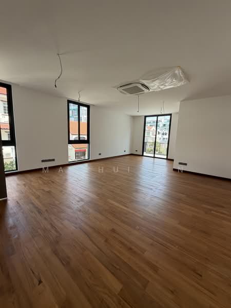 Brand New Freehold Semi Detached with Private Lift along Lor G Telok Kurau, Lor G Telok Kurau, East Coast / Marine Parade, 5 Bedrooms, 5,765 sqft, Semi-Detached House For Sale, by Mak Hui Lyn, 500084440 - Interior - PropertyGuru.com.sg