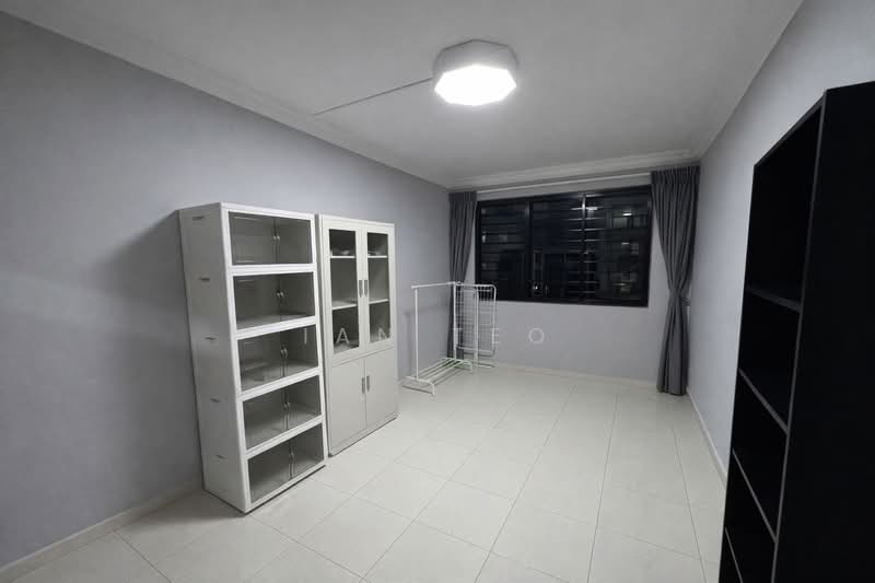 488A Tampines Avenue 9 HDB Flat For Sale at S$ 750,000 | PropertyGuru Singapore - Interior