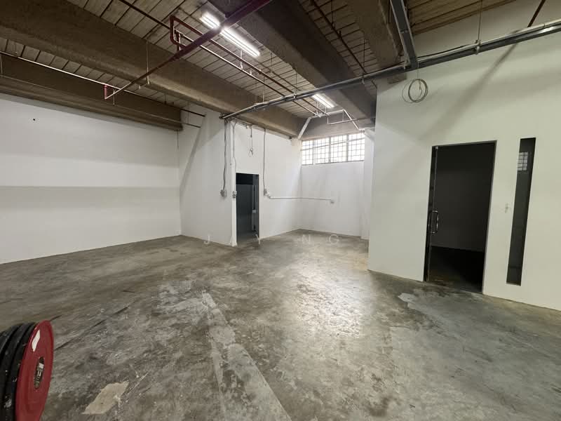 Jalan Pemimpin Ground Floor B1 Industrial Unit for Rent, Jalan Pemimpin, 2,600 sqft, Light Industrial (B1) For Rent, by Jay Ng, 500084455 - Interior - CommercialGuru.com.sg