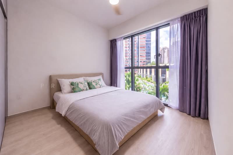 Riverfront Residences Condominium For Sale at S$ 1,190,000 | PropertyGuru Singapore - Bedroom