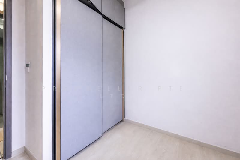 Riverfront Residences Condominium For Sale at S$ 1,190,000 | PropertyGuru Singapore - Interior