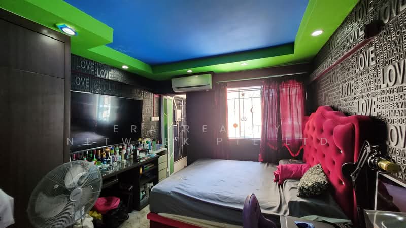 228 Tampines Street 23 HDB Flat For Sale at S$ 620,000 | PropertyGuru Singapore