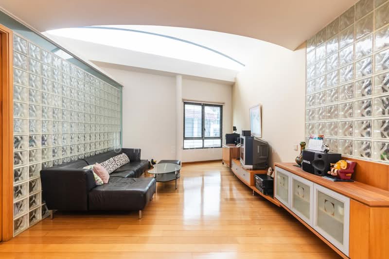 Corner Terrace along Sunrise Drive Corner Terrace For Sale at S$ 5,388,888 | PropertyGuru Singapore - Living Room