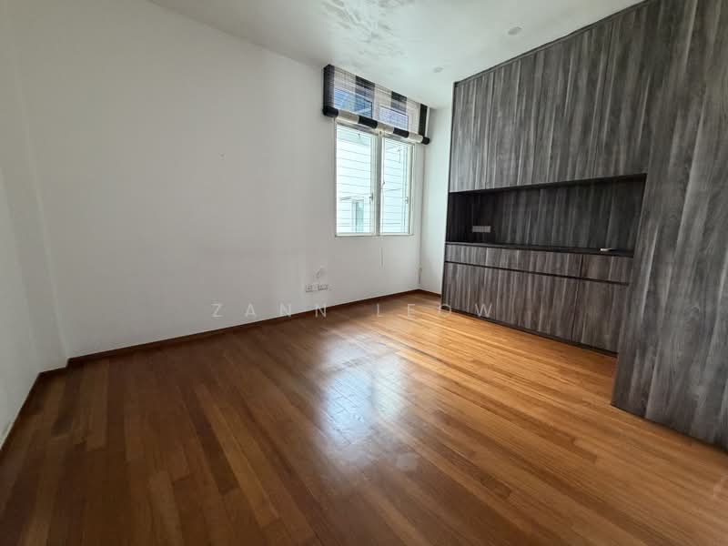 Gallop Green, 19 Woollerton Park, 5 Bedrooms, 3,229 sqft, Condominium For Rent, by Zann Leow, 500084478 - Bedroom - PropertyGuru.com.sg