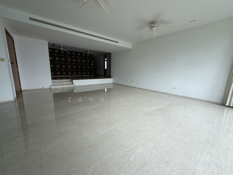 Gallop Green, 19 Woollerton Park, 5 Bedrooms, 3,229 sqft, Condominium For Rent, by Zann Leow, 500084478 - Living Hall - PropertyGuru.com.sg