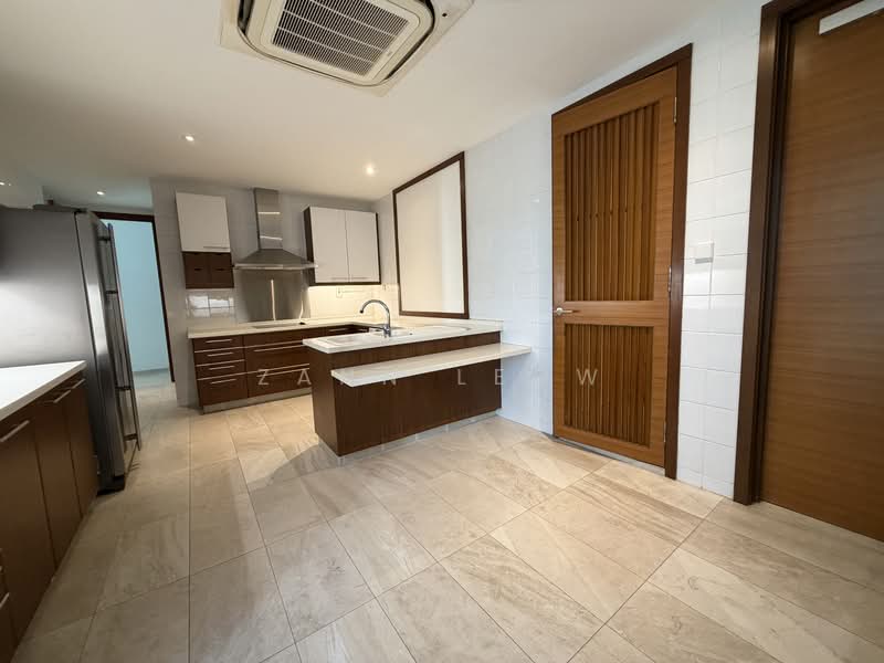 Gallop Green, 19 Woollerton Park, 5 Bedrooms, 3,229 sqft, Condominium For Rent, by Zann Leow, 500084478 - Kitchen - PropertyGuru.com.sg