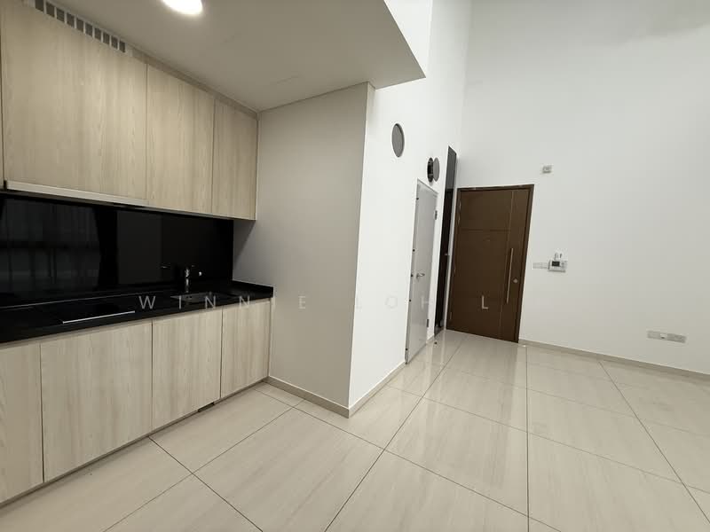 The Promenade @ Pelikat Condominium For Sale at S$ 1,480,000 | PropertyGuru Singapore - Kitchen
