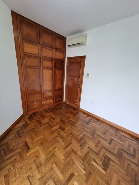 The Bayshore Condominium For Sale at S$ 1,890,000 | PropertyGuru Singapore - Interior