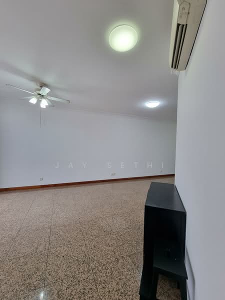 The Bayshore Condominium For Sale at S$ 1,890,000 | PropertyGuru Singapore - Living Room