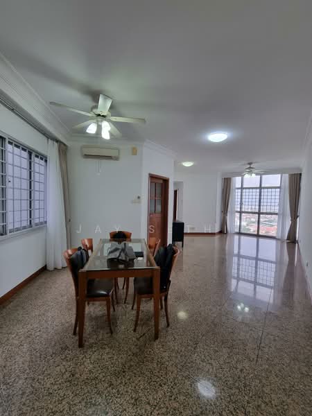 The Bayshore Condominium For Sale at S$ 1,890,000 | PropertyGuru Singapore - Dining Room