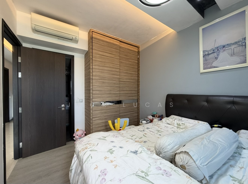 Thomson Grand Condominium For Sale at S$ 1,728,000 | PropertyGuru Singapore - Bedroom
