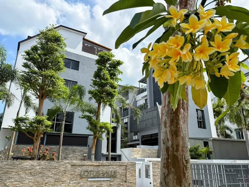 Lotus Ville ✨ Boutique Lifestyle ✨ Cluster House For Sale at S$ 4,200,000 | PropertyGuru Singapore - Exterior