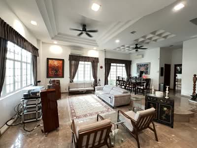 For Rent - *Beautiful Semi-Detach @ Goodman Enclave*