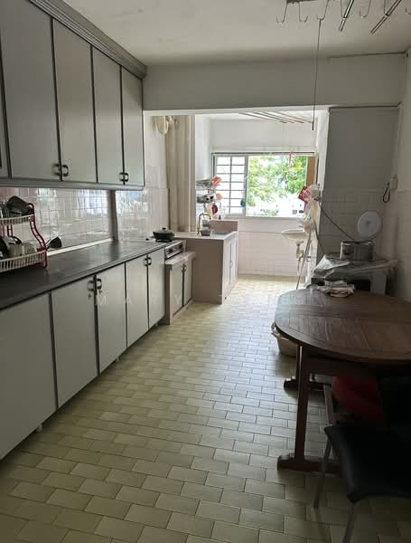104 Tampines Street 11, 104 Tampines Street 11, 2 Bedrooms, 807 sqft, HDB Flat For Sale, by Mary Teng, 500084532 - Kitchen - PropertyGuru.com.sg