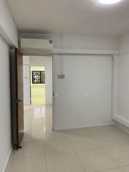 530 Ang Mo Kio Avenue 10, Ang Mo Kio Avenue 10, 915 sqft, Shop / Shophouse For Rent, by Don Lim, 500084543 - Classroom - CommercialGuru.com.sg