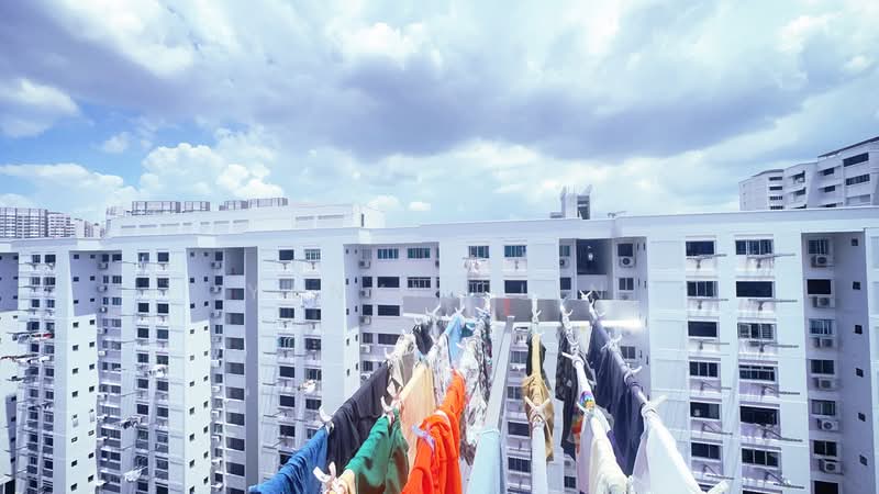 131 Bukit Batok West Avenue 6 HDB Flat For Sale at S$ 520,000 | PropertyGuru Singapore - Exterior