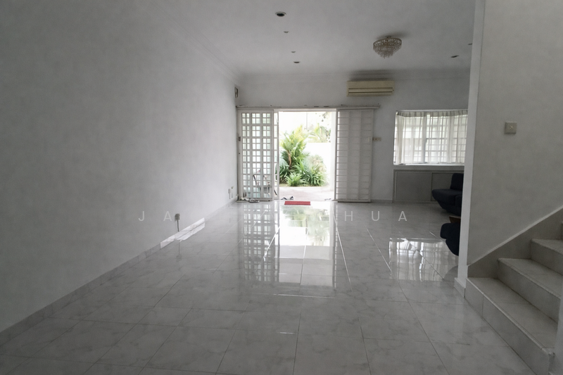 Elite Park Avenue, , 4 Bedrooms, 2,000 sqft, Terraced House For Rent, by Jaclyn Chua, 500084571 - Living Room - PropertyGuru.com.sg