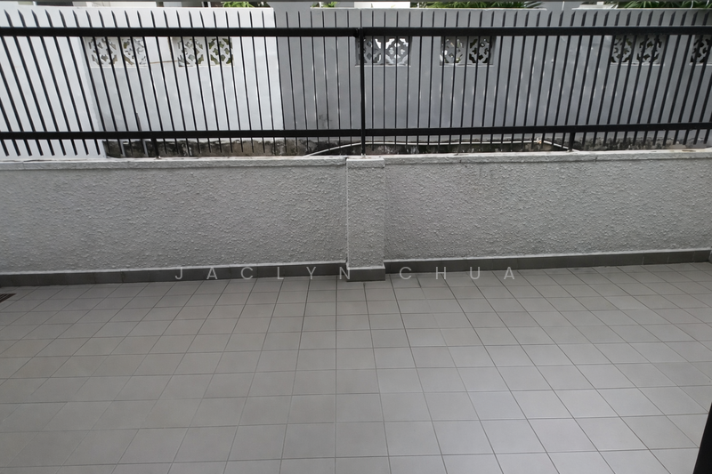 Elite Park Avenue, , 4 Bedrooms, 2,000 sqft, Terraced House For Rent, by Jaclyn Chua, 500084571 - Back Yard - PropertyGuru.com.sg