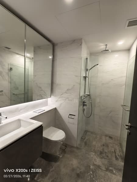 Midtown Bay, 120 Beach Road, 1 Bedroom, 484 sqft, Condominium For Rent, by Julian Li, 500084574 - Bathroom - PropertyGuru.com.sg