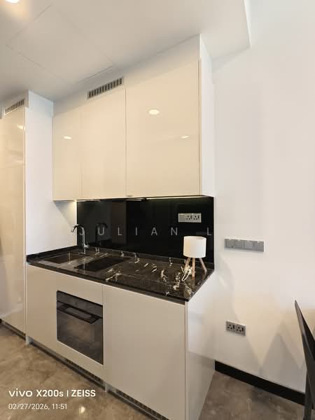 Midtown Bay, 120 Beach Road, 1 Bedroom, 484 sqft, Condominium For Rent, by Julian Li, 500084574 - Kitchen - PropertyGuru.com.sg