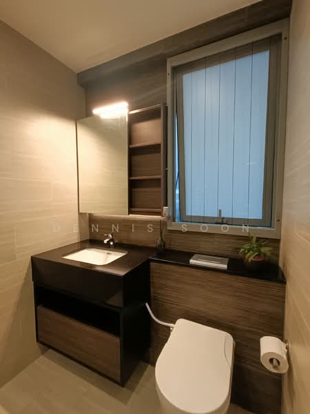 Alex Residences Apartment For Sale at S$ 1,999,000 | PropertyGuru Singapore - Bathroom