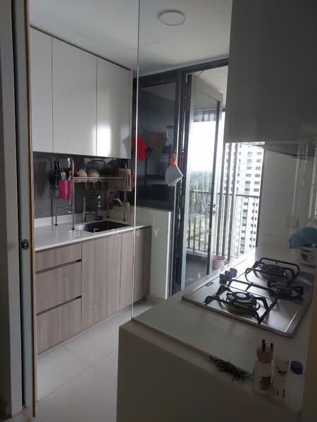 Riverbank at Fernvale Condominium For Sale at S$ 1,680,000 | PropertyGuru Singapore - Kitchen