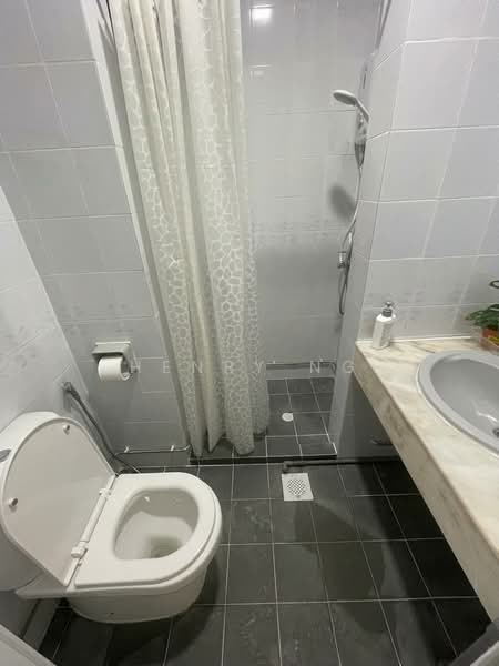 Ampas Apartments, 5 Jalan Ampas, Room Rental, 150 sqft, Condominium For Rent, by Henry Ng, 500084587 - Bathroom - PropertyGuru.com.sg