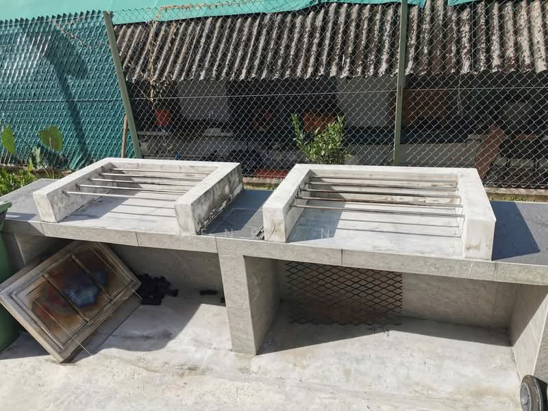 Ampas Apartments, 5 Jalan Ampas, Room Rental, 150 sqft, Condominium For Rent, by Henry Ng, 500084587 - Exterior - PropertyGuru.com.sg