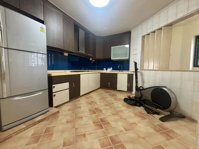 170 Gangsa Road, 170 Gangsa Road, 3 Bedrooms, 1,087 sqft, HDB Flat For Sale, by Alan Tan, 500084594 - Kitchen - PropertyGuru.com.sg