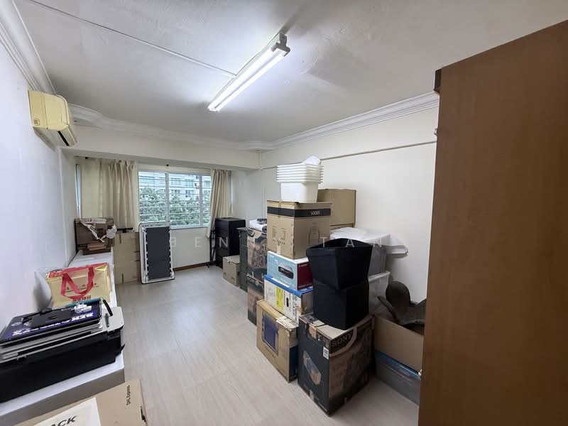 412 Commonwealth Avenue West HDB Flat For Sale at S$ 650,000 | PropertyGuru Singapore - Interior