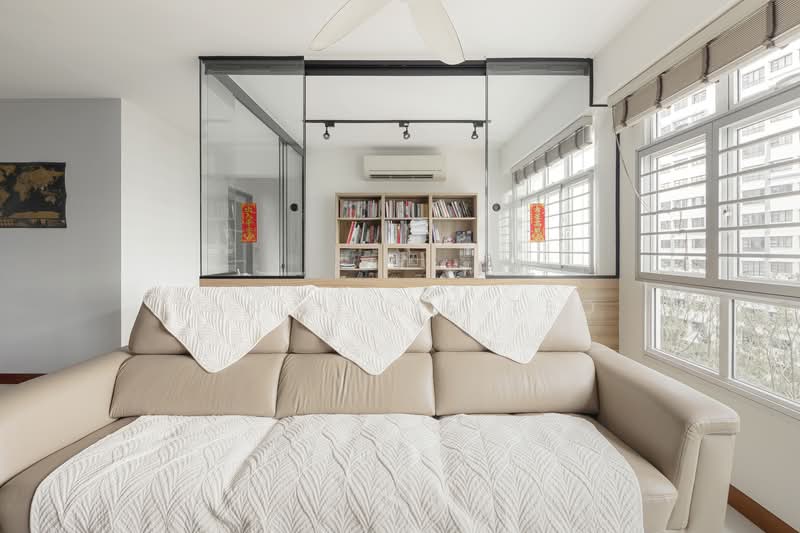 Yishun Ave 9 HDB Flat For Sale at S$ 758,888 | PropertyGuru Singapore - Living Room