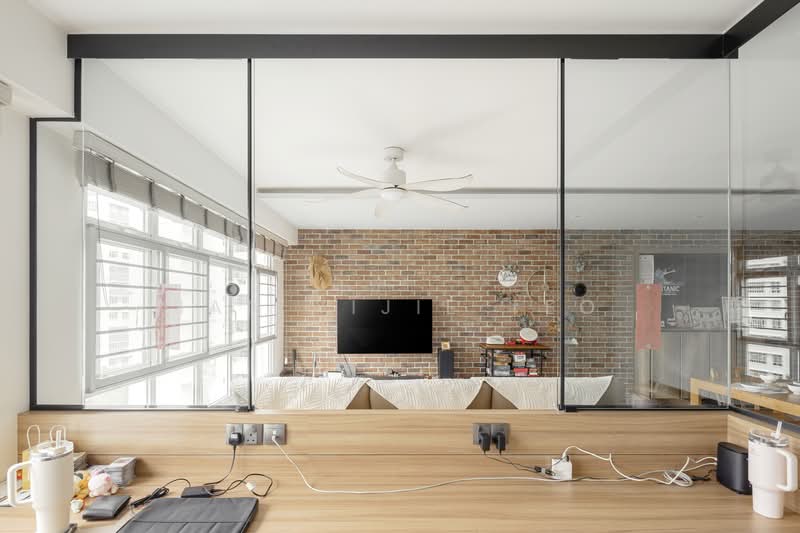 Yishun Ave 9 HDB Flat For Sale at S$ 758,888 | PropertyGuru Singapore - Living Room