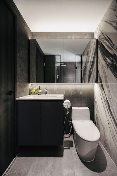 Trevista Condominium For Sale at S$ 2,980,000 | PropertyGuru Singapore - Bathroom