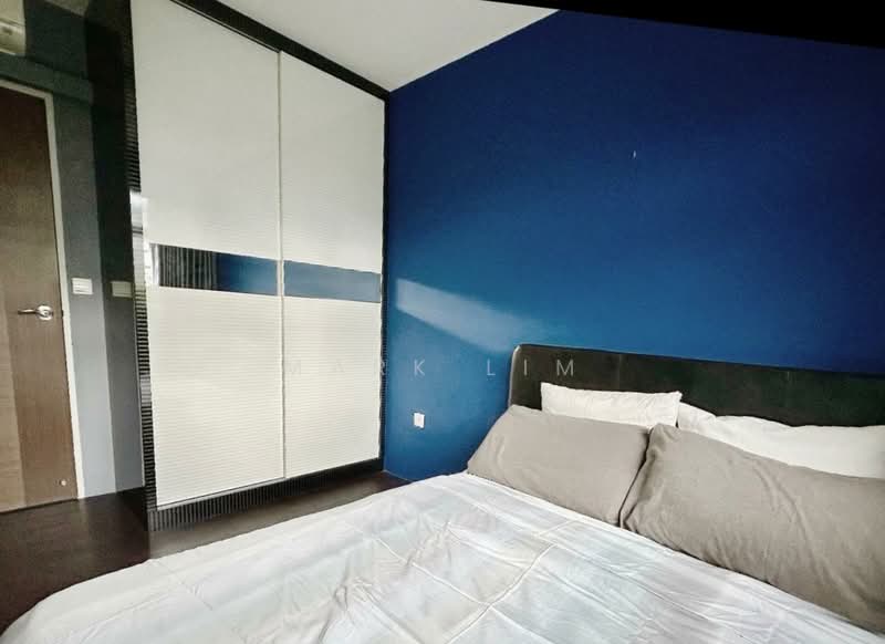 890A Tampines Avenue 1 HDB Flat For Sale at S$ 800,000 | PropertyGuru Singapore - Bedroom