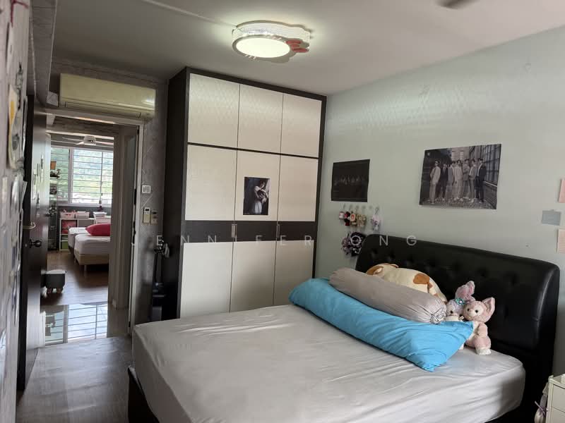 16 Toh Yi Drive HDB Flat For Sale at S$ 1,280,000 | PropertyGuru Singapore - Bedroom