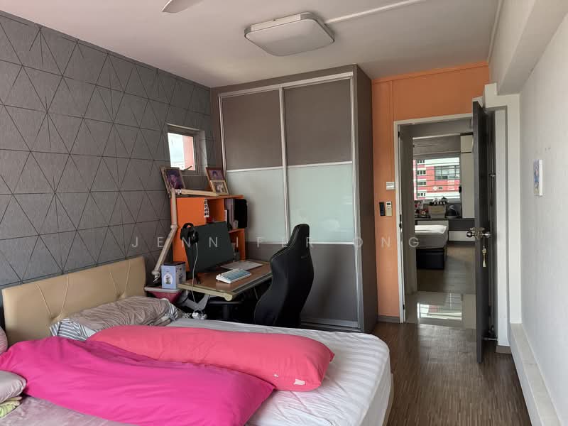 16 Toh Yi Drive HDB Flat For Sale at S$ 1,280,000 | PropertyGuru Singapore - Bedroom