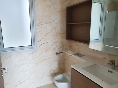 For Sale - Queens Peak