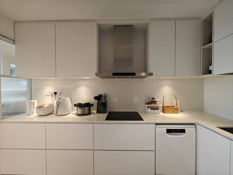 Jewel of Balmoral Condominium For Sale at S$ 3,500,000 | PropertyGuru Singapore - Kitchen