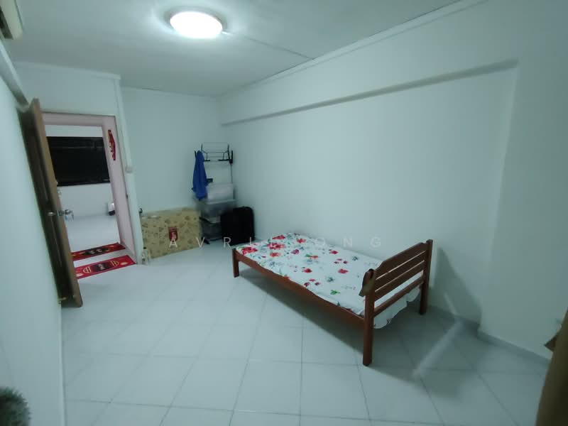 127 Rivervale Street HDB Flat For Sale at S$ 612,000 | PropertyGuru Singapore - Avril 8728 5884 