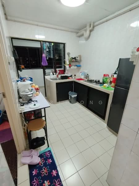 127 Rivervale Street HDB Flat For Sale at S$ 612,000 | PropertyGuru Singapore - Avril 8728 5884 