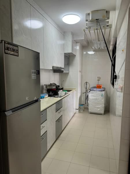 132A Canberra Crescent, 132A Canberra Crescent, 1 Bedroom, 505 sqft, HDB Flat For Rent, by Anna Kahlenberg, 500084653 - Kitchen - PropertyGuru.com.sg