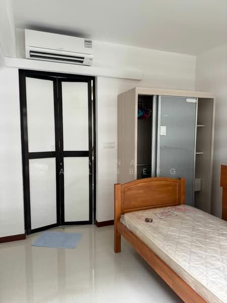 132A Canberra Crescent, 132A Canberra Crescent, 1 Bedroom, 505 sqft, HDB Flat For Rent, by Anna Kahlenberg, 500084653 - Bedroom - PropertyGuru.com.sg