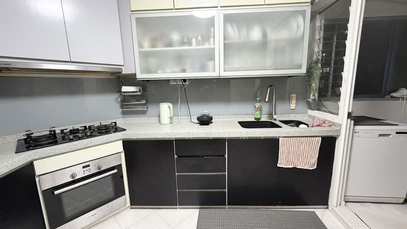 468D Admiralty Drive, 468D Admiralty Drive, 3 Bedrooms, 1,475 sqft, HDB Flat For Rent, by Ng Han Min, 500084657 - Kitchen - PropertyGuru.com.sg