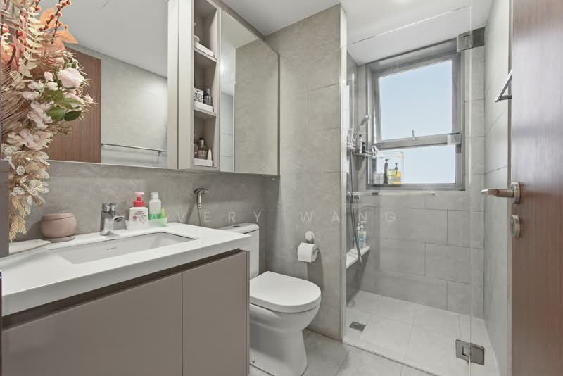 The Visionaire Executive Condominium For Sale at S$ 1,568,000 | PropertyGuru Singapore - Bathroom