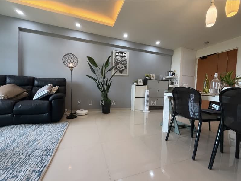 313A Sumang Link HDB Flat For Sale at S$ 710,000 | PropertyGuru Singapore - Living Room